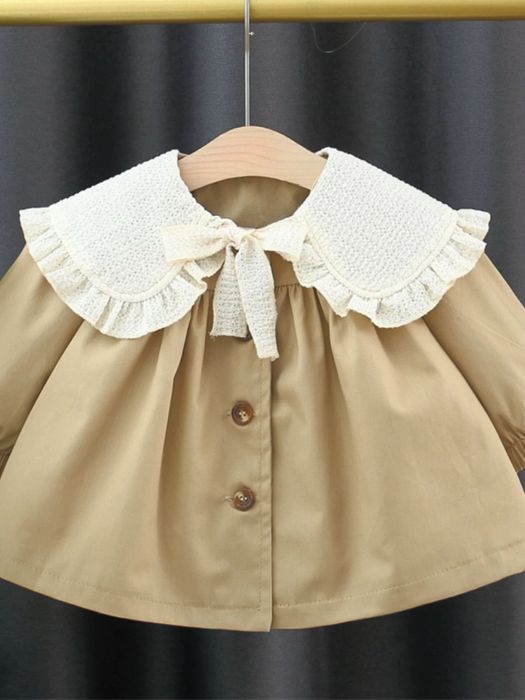 Стильный плащик на малышек