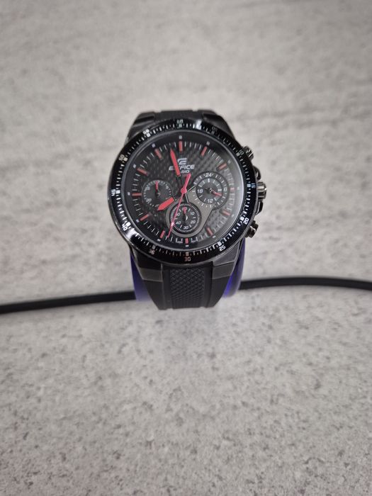 Часовник Casio EF-552