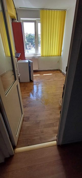 Pf dau în chirie spațiu birouri