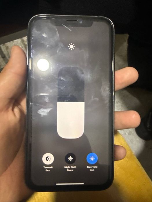 Iphona xr 14 pro korpusda