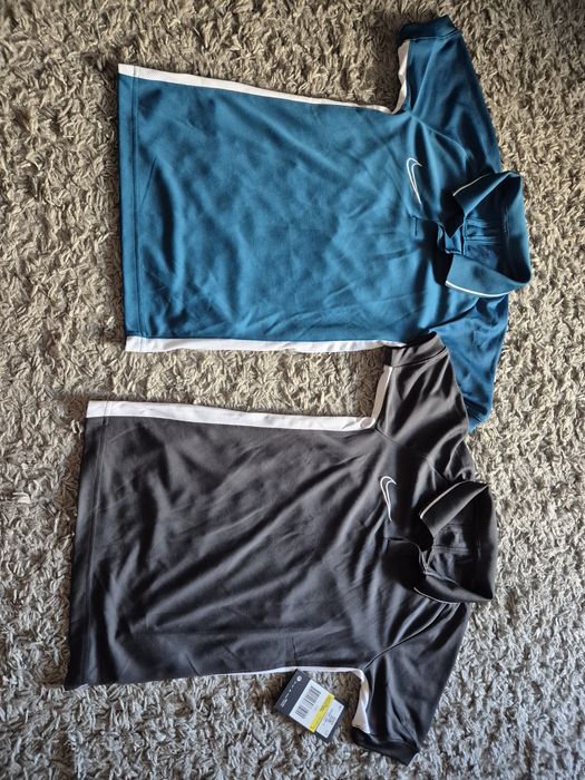 Tricouri copii Nike mărimea 128-134