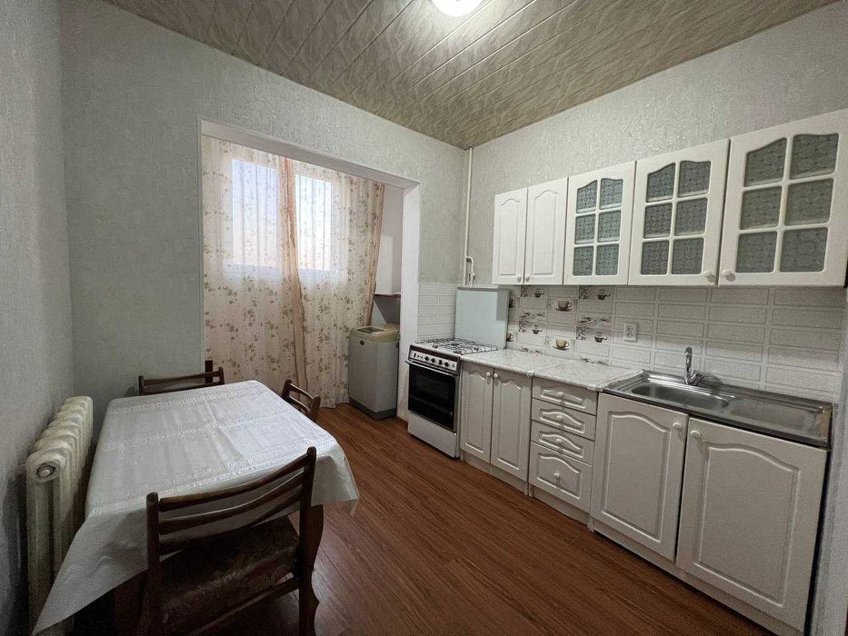 Мирабад, Ойбек — 2 комн., 65 м², 8/9, панель.`