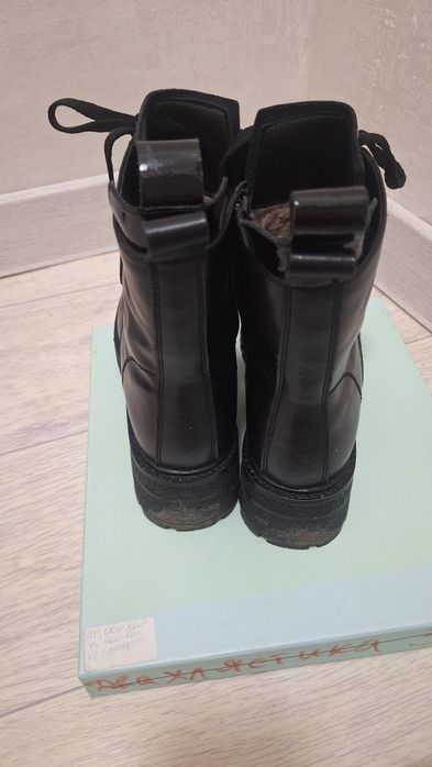 Продам женскую обувь