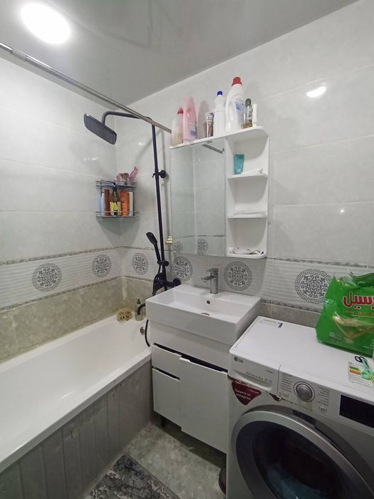 Yunsobod 14 kv 2/4/4/56 kv 2*6 balkon qisman jixozlagan srochniy