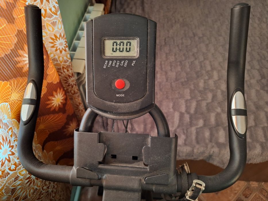 Велотренажер спин-байк Gofit