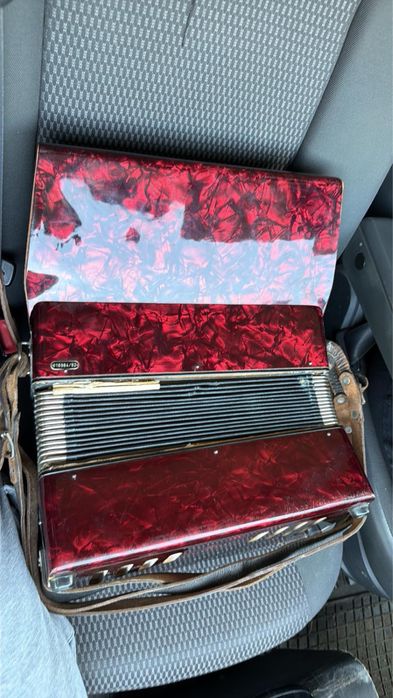 Акордеон weltmeister