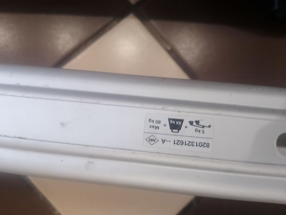 Багажник-греди Thule Renault Clio 4 Grandtour -оригинален