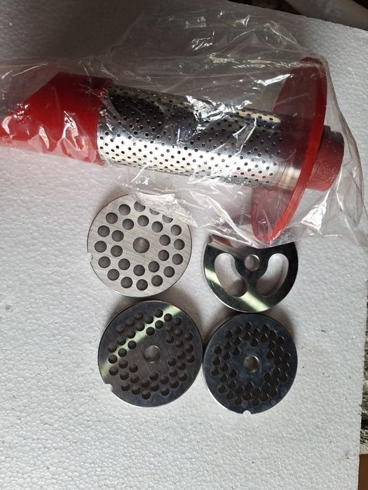 Месомелачка електрическа ТКМ 12-850W,мотор-мед -ТКМ-8,ТКМ-22