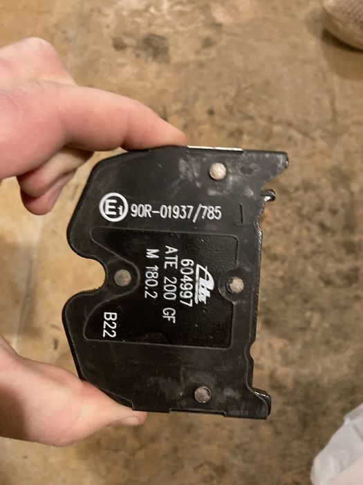 Комплект предни спирачни накладки за Мерцедес w220 S55.