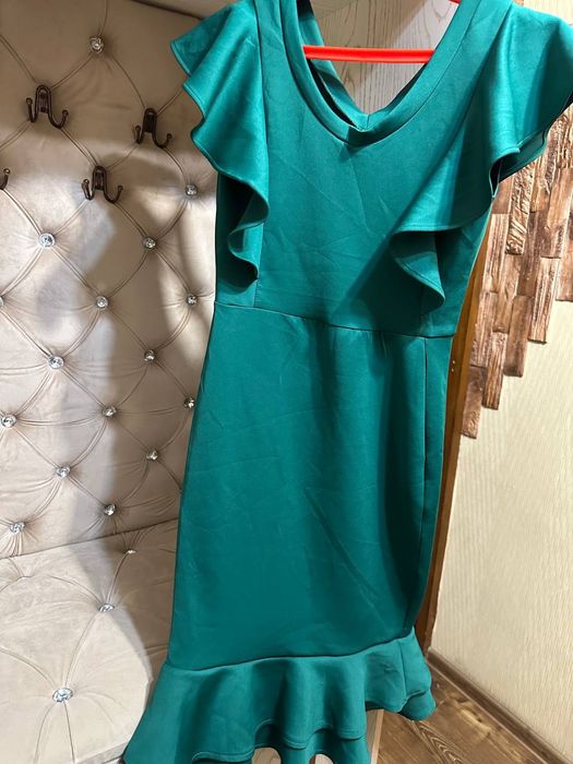 Новое женское платье