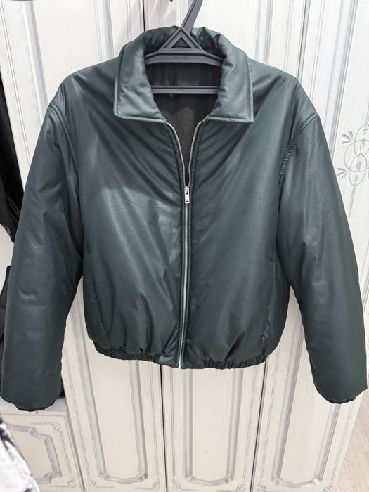 Бомбер куртка зара