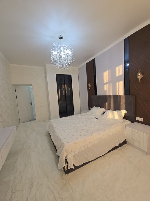 4х комнатная на 2 этаже вдоль дороги!