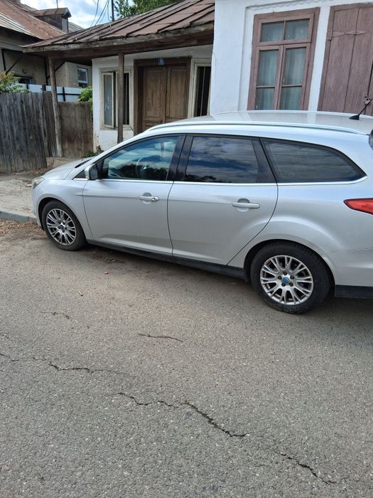 FORD Focus 2011 — imagine 3
