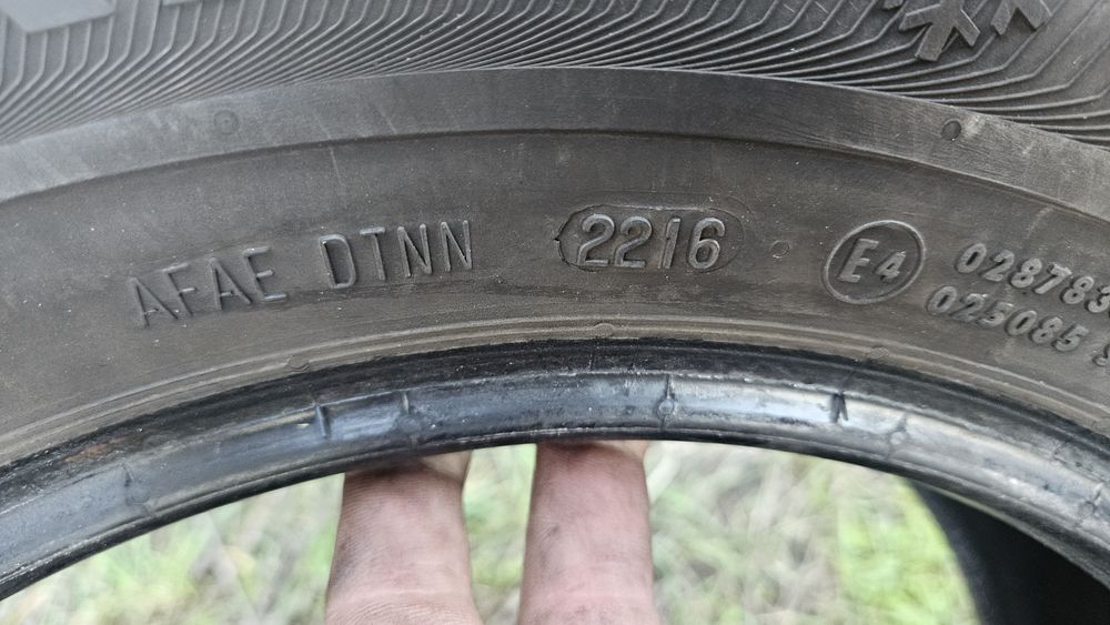 2бр гуми 195 65 15 семперит