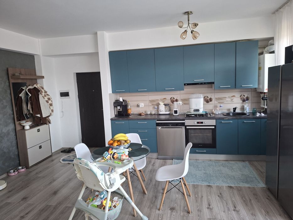 Vând apartament 2 camere