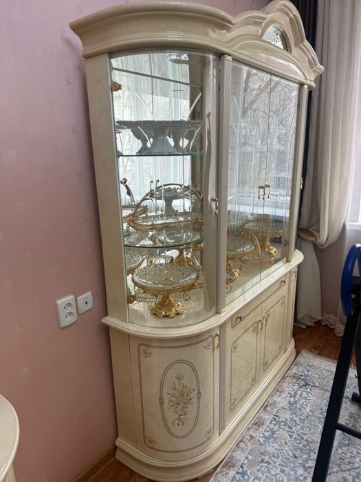 Горка для гостиной