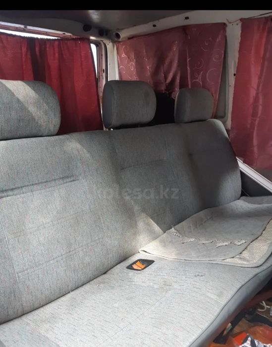 Продам фольксваген транспортер т4  95 г