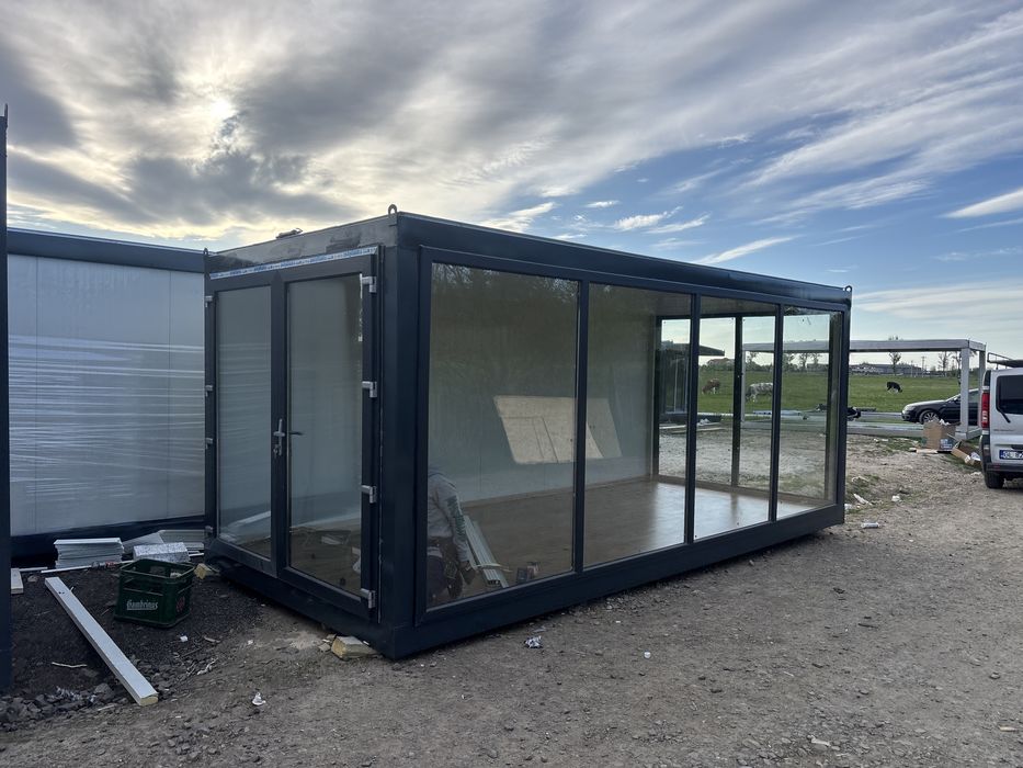 Container cu vitrina pe stoc