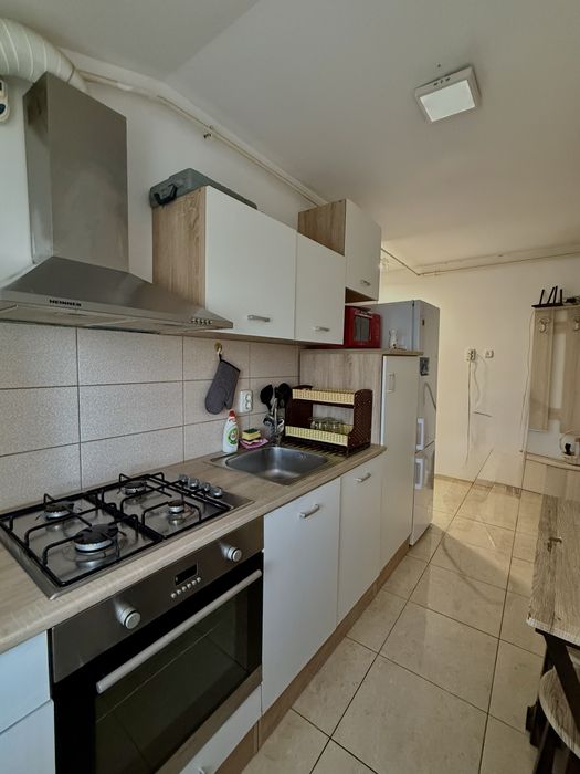 Apartament de inchiriat