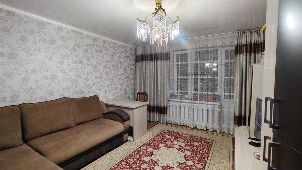 Продам 4 комнатную в Центре!