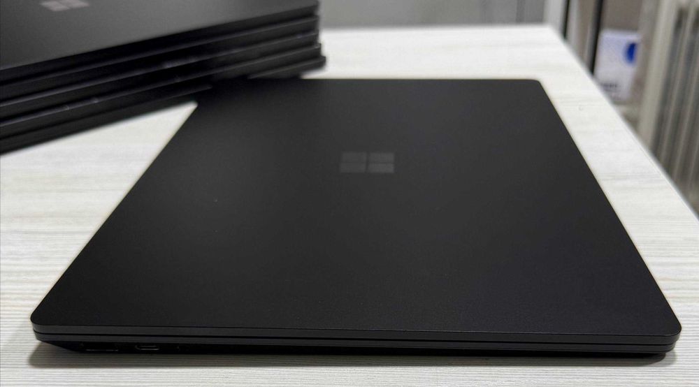 Microsoft Surface Laptop 4 15" 2K Сенсор core i7-1185G7 16GB/512GB