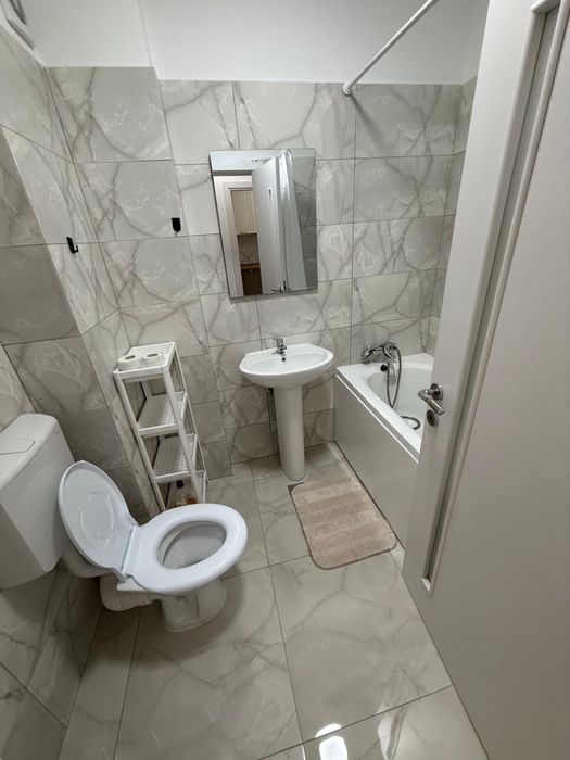 De inchiriat garsoniera