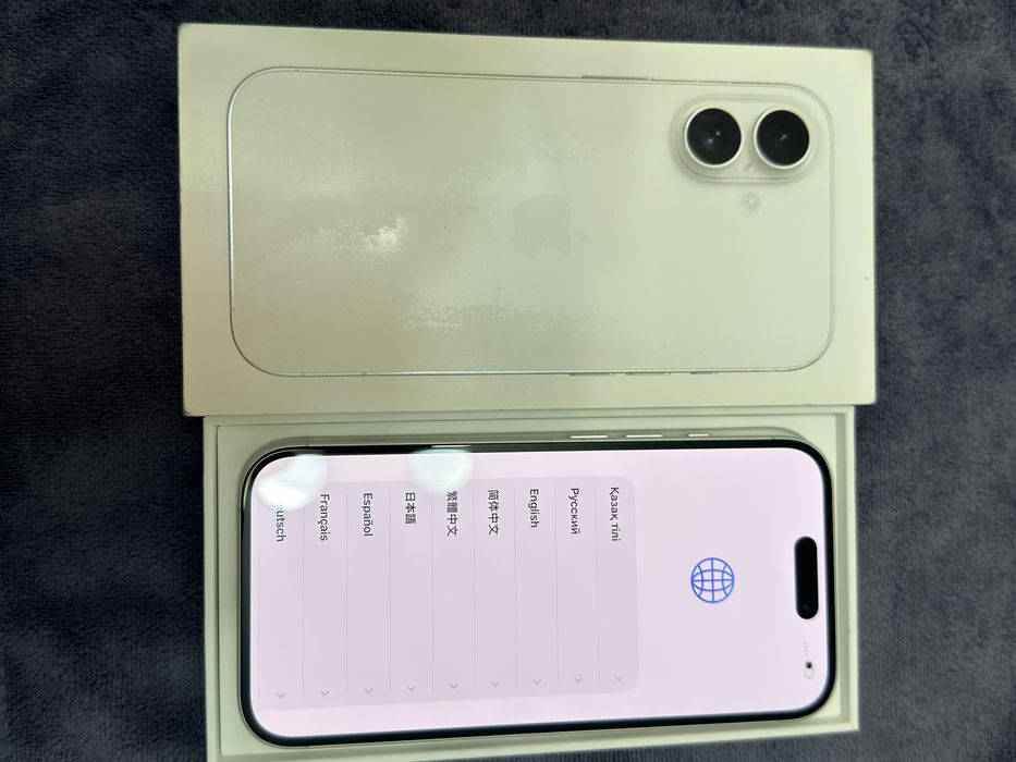 Iphone 16 256 white