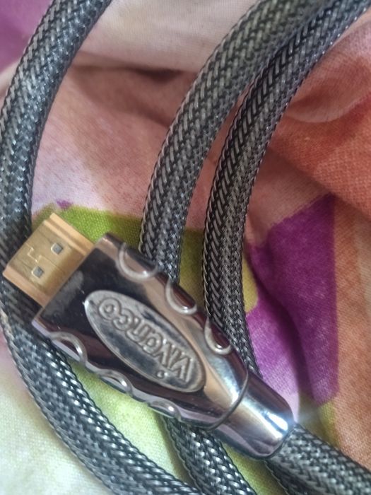 Cablu HDMI de înaltă calitate