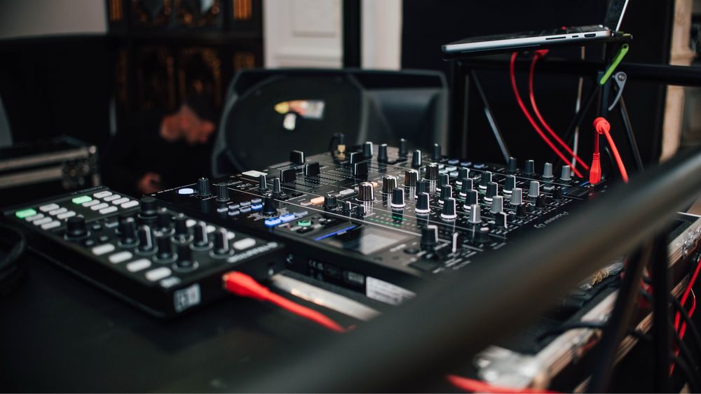 Inchiriez CDJ 3000 , A9 si Sonorizare L acoustics