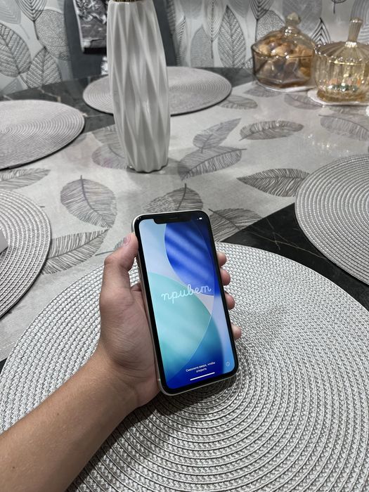 iPhone айфон 11 идеальное состояние