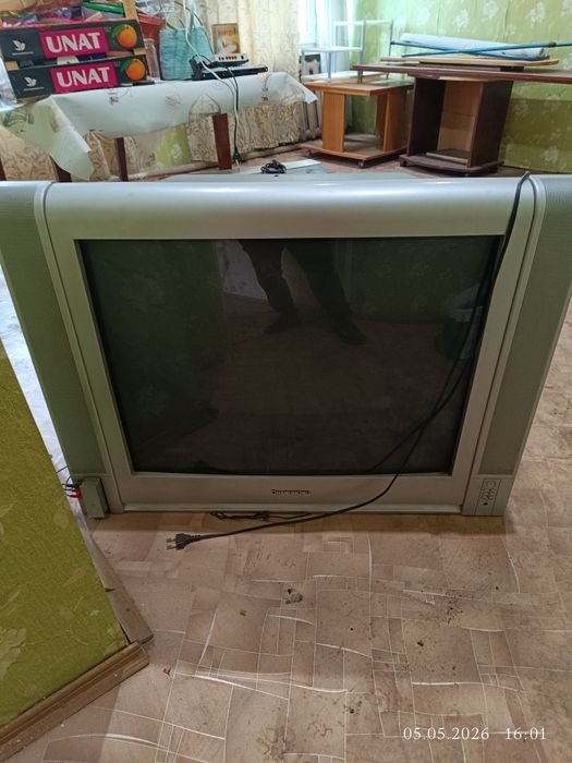 Телевизор Самсунг цветной