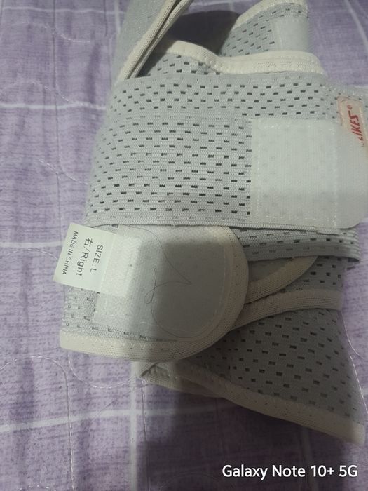 Продам бандаж для коленей