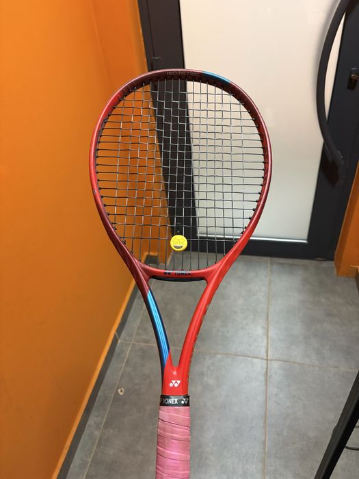 Теннисная ракетка Yonex VCORE