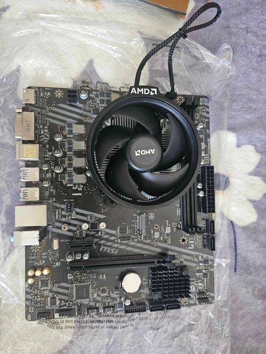 Kit Placă de bază + Procesor + Cooler - MSI A520M-A PRO + AMD Ryzen 5 3600 + AMD Wraith Stealth Cooler