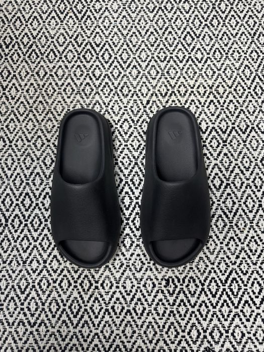 Yeezy Slide Black