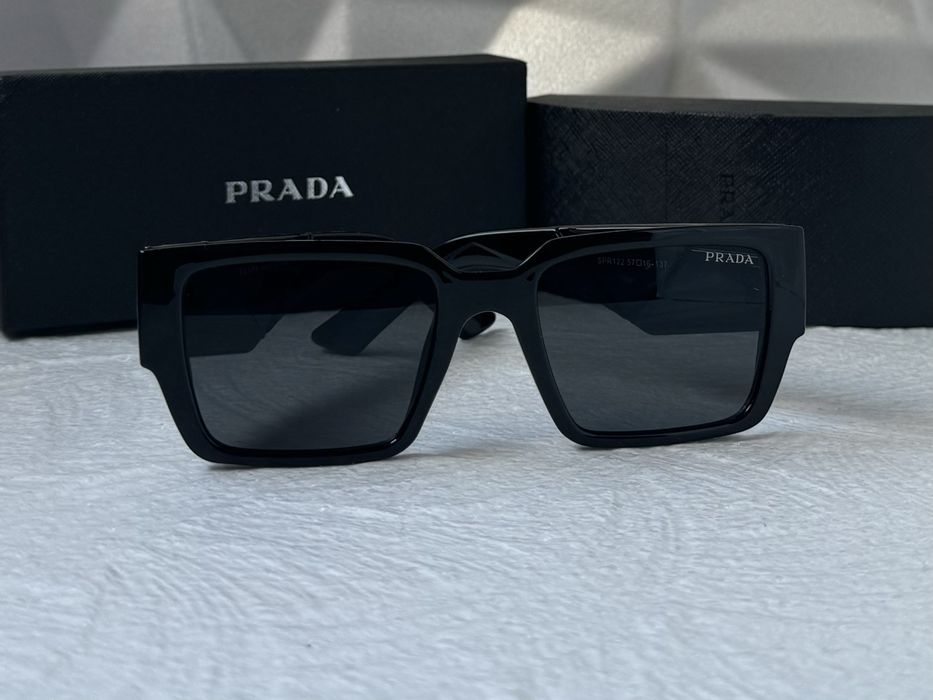 Дамски слънчеви очила правоъгълни 2 цвята