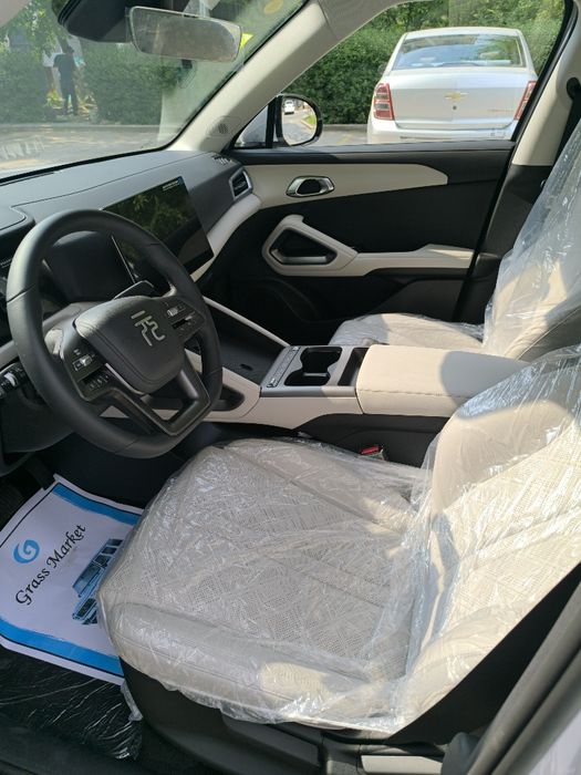 BYD Yuan Up Smart Drive 2980$ boshiga