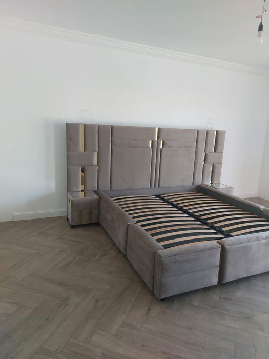 Paturi Tapitate la COMANDĂ