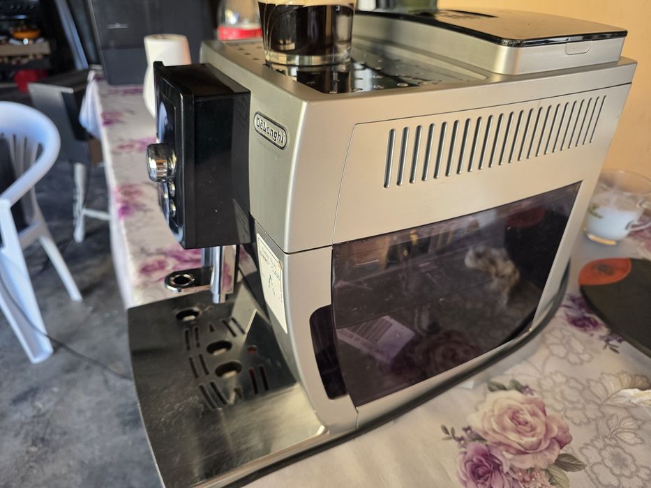 Espresor cafea Delonghi
