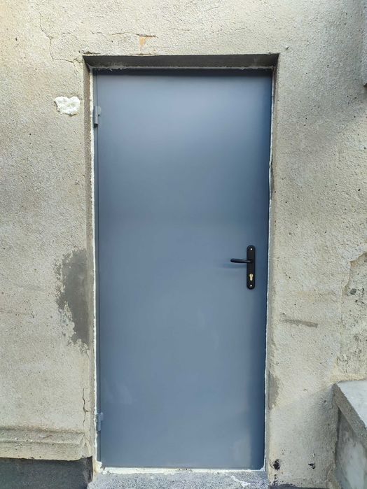 Изработка на метални врати за мази