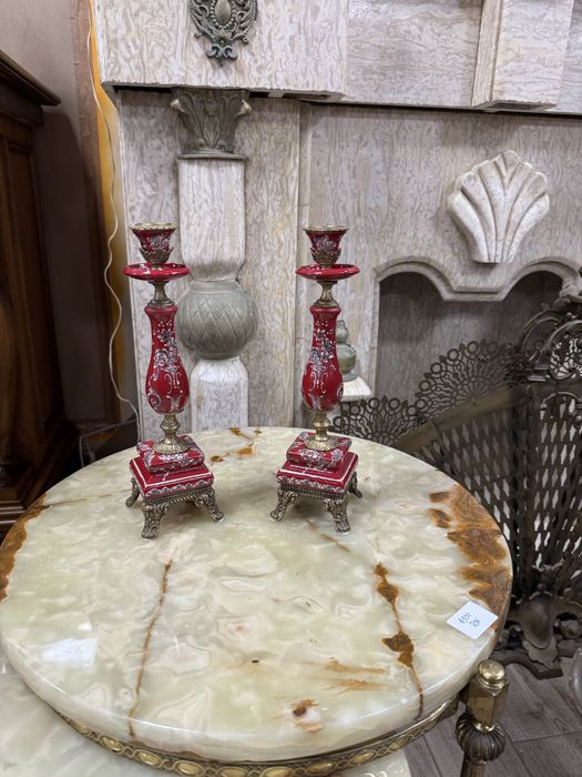 Doua sfesnice din portelan craquelle si bronz