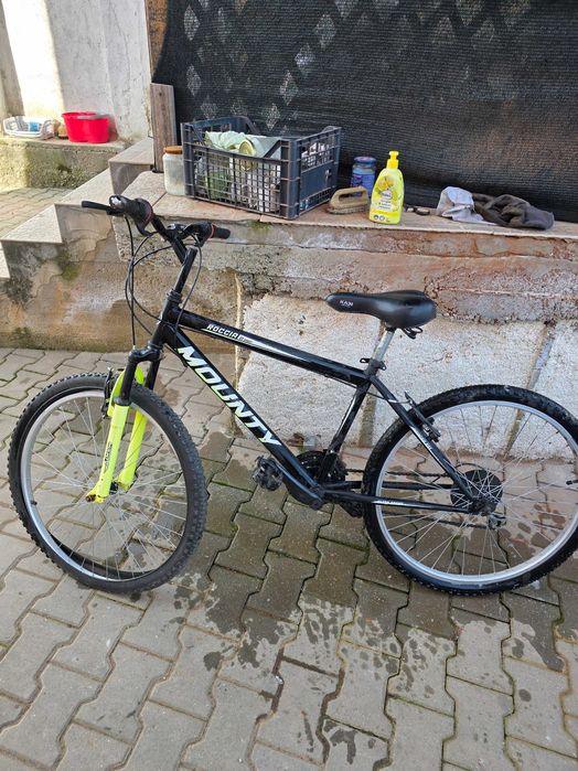 Bicicletă MTB Rockrider / Mounny – roți 26” – funcțională (pană față)