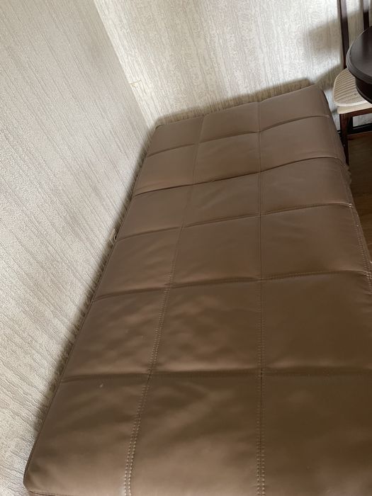 Диван и 2 атоманки