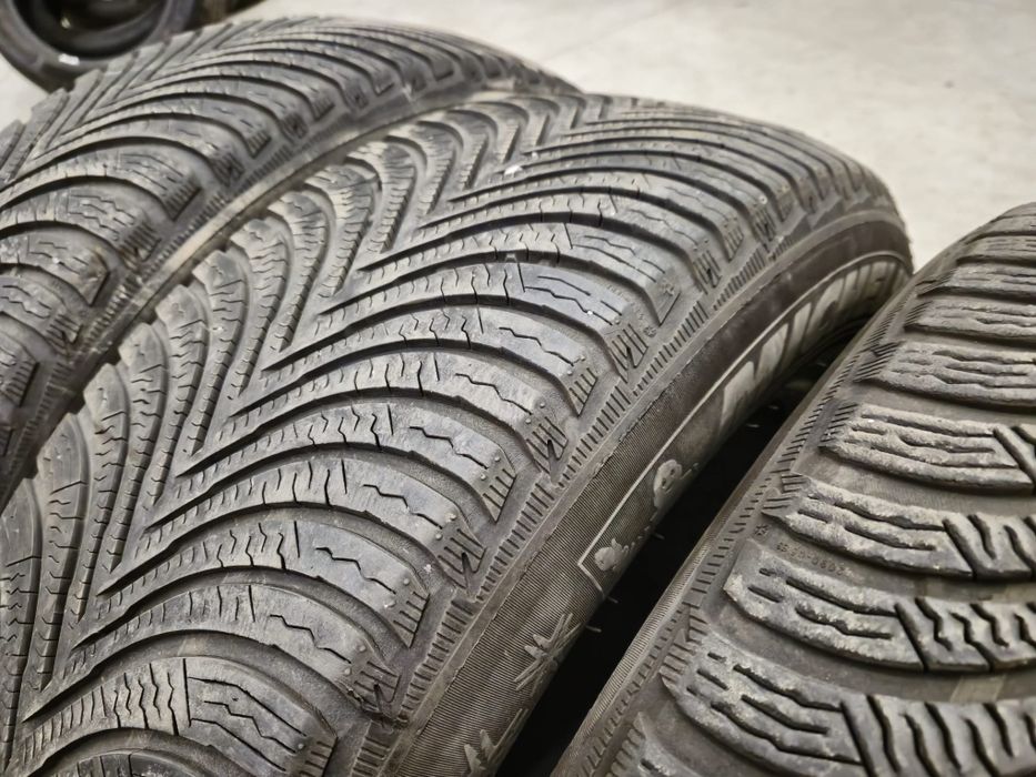 4 anvelope iarna Michelin 215 65 17 stare buna