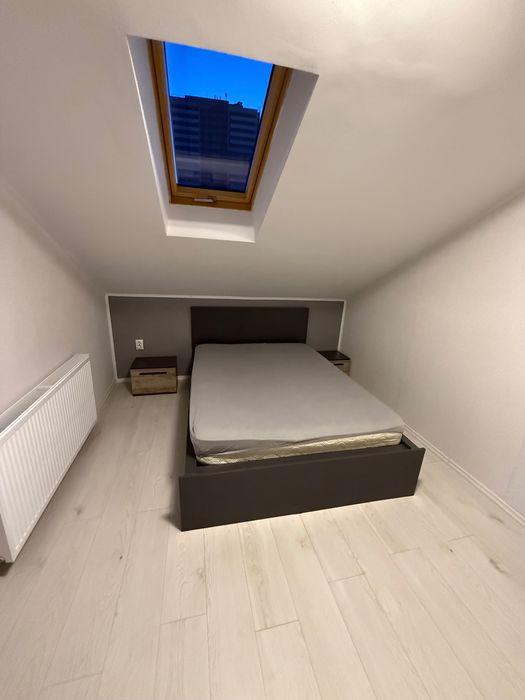 Inchiriez apartament cu 2 camere, la mansarda, pet friendly