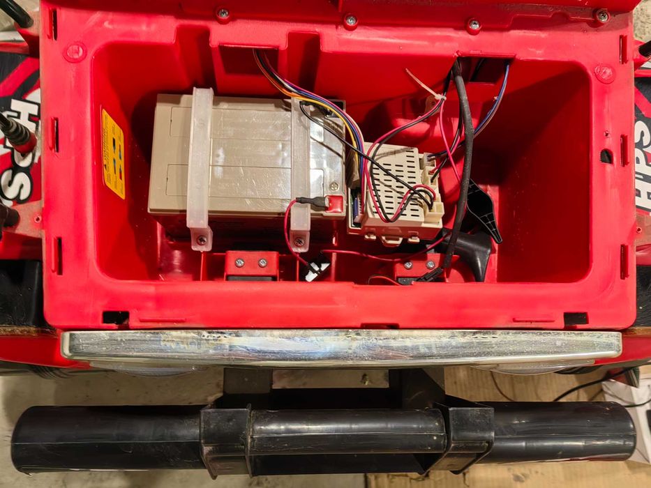 Акумулаторен джип