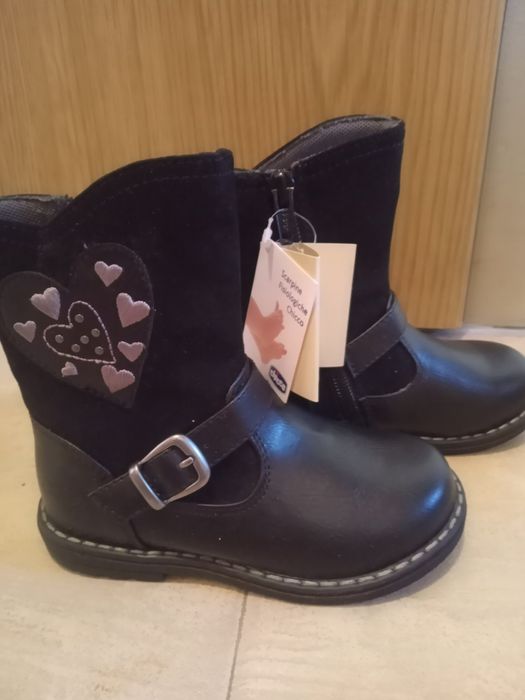 Детски боти Chicco