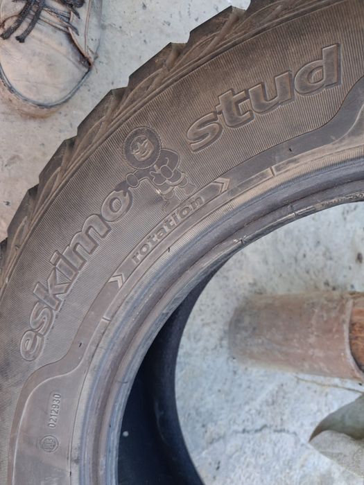 Зимние шины с шипами 215/65 R16