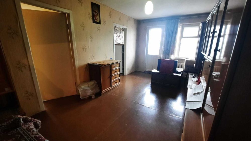Продам 4 ком квартиру УЮТ срочно
