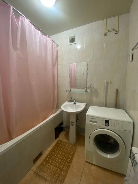 3 Xonali Kvartira sorchno sotiladi